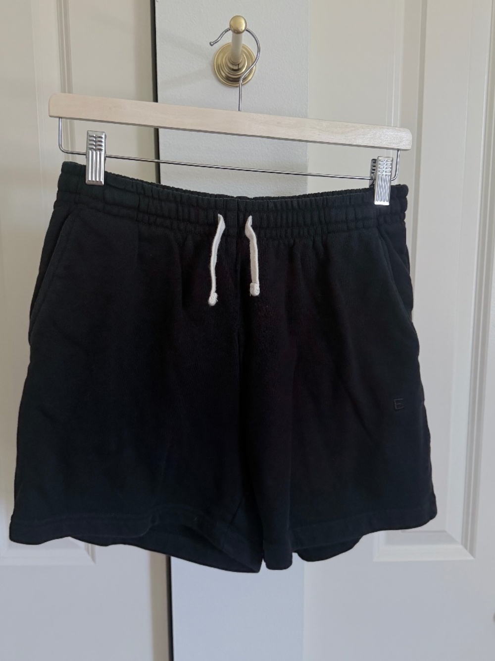 LIKE NEW Everlane Sweatshorts - S, Black